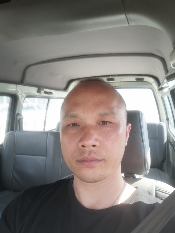 新旺丁的第一张照片--梧州王婆说媒